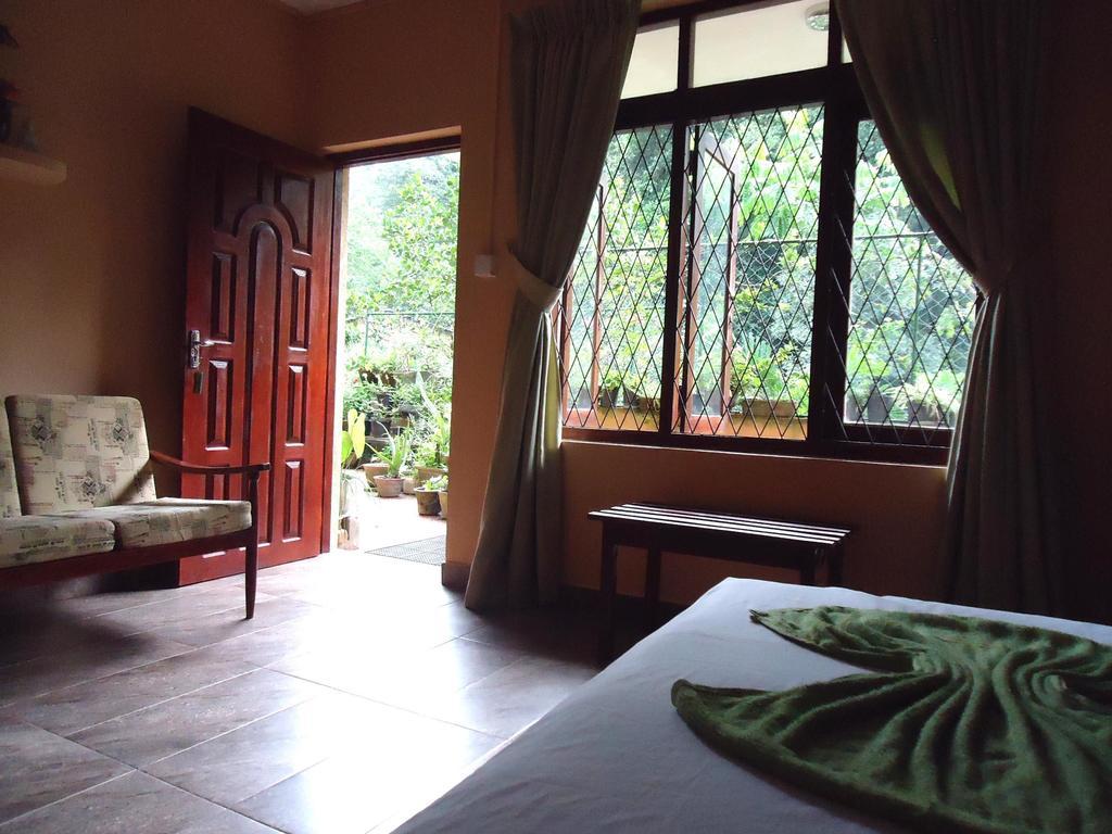 Green Woods Guest Kandy Camera foto